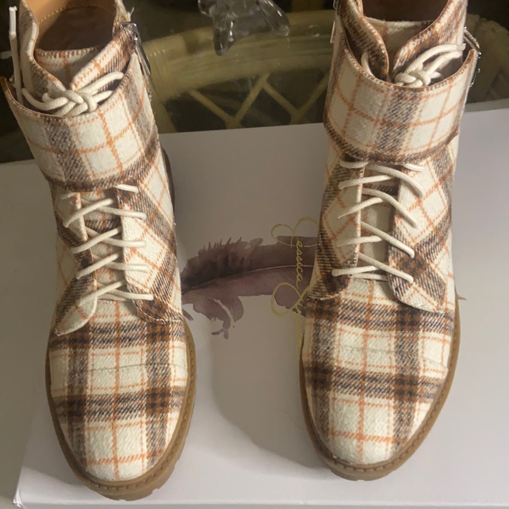 Jessica Simpson boots